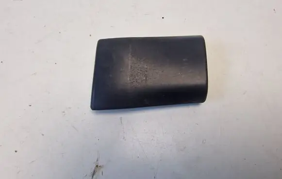 Rear fender molding trim