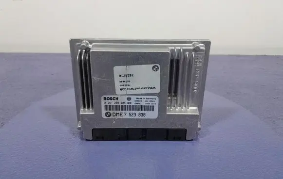 BMW 3 E46 Engine control unit/module ECU 7523838
