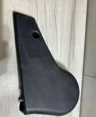 Mitsubishi Pajero Seat trim M20015L