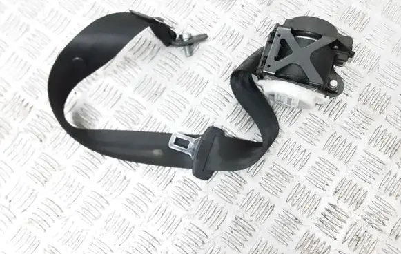 Audi Q3 8U Rear seatbelt 8U0857805B