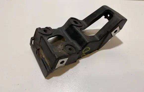 Audi A4 S4 B7 8E 8H Front bumper mounting bracket 8E0853922D