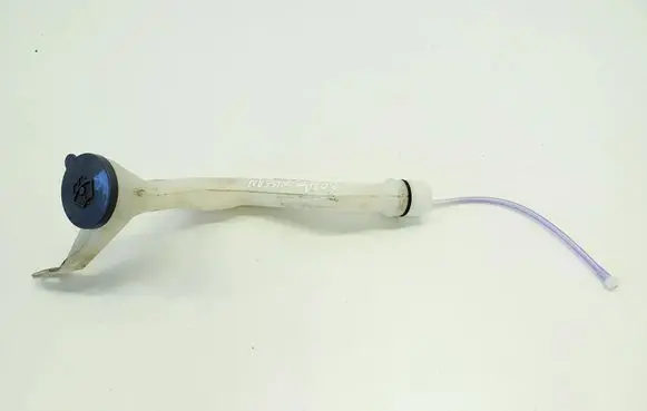 Nissan Leaf II (ZE1) Window washer liquid tank fill tube