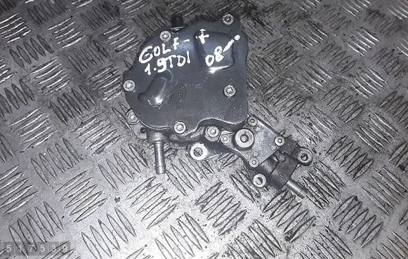 Volkswagen Golf Plus Vacuum pump 038145209n