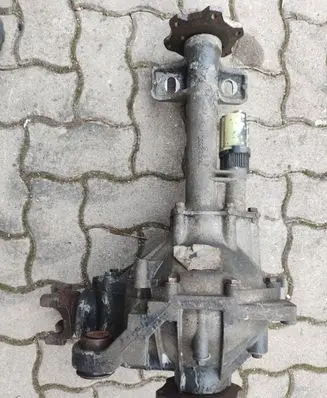 Chevrolet Tahoe Front differential 40012681