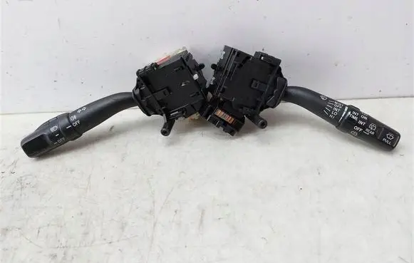 Toyota Avensis T250 Indicator stalk 8414005100