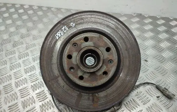 Peugeot 308 Front wheel hub