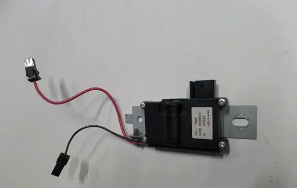 Chrysler 300 - 300C Aerial antenna amplifier 05059070AE