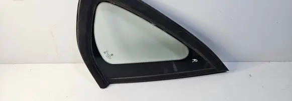 BMW 2 F45 Rear side window 7298914