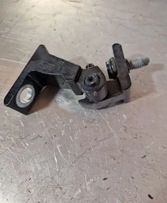 Audi A4 S4 B8 8K Front door upper hinge 8K0831402E