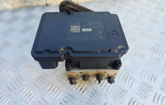 Mercedes-Benz S W221 ABS Pump A2215455232 A2214310512