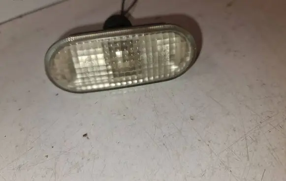 Volkswagen Bora Front fender indicator light 1J5949117 99414B1549 48434