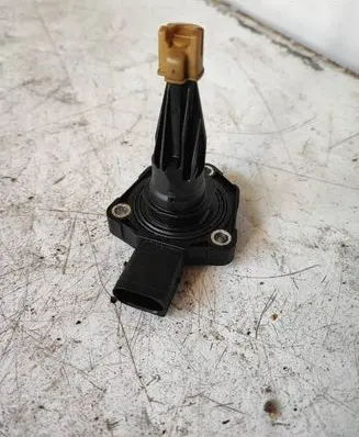 BMW 3 F30 F35 F31 Oil level sensor 8608779