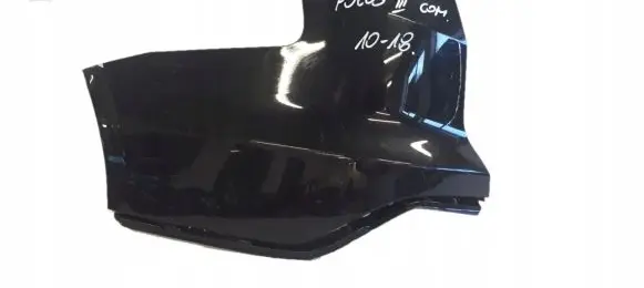 Ford Focus Rear bumper corner part panel trim 