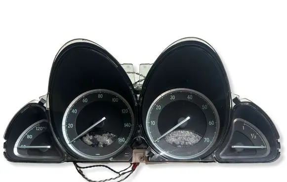 Mercedes-Benz SL R230 Speedometer (instrument cluster) A2305400023
