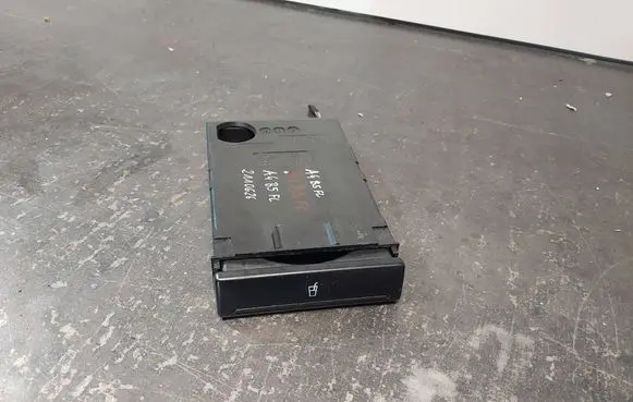 Audi A4 S4 B5 8D Cup holder 8D0862534A