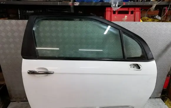 Citroen DS3 Front door