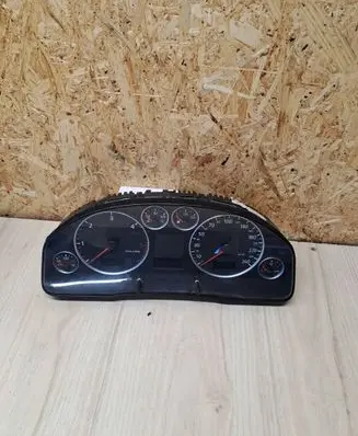 Audi A6 S6 C5 4B Speedometer (instrument cluster) 110080128001