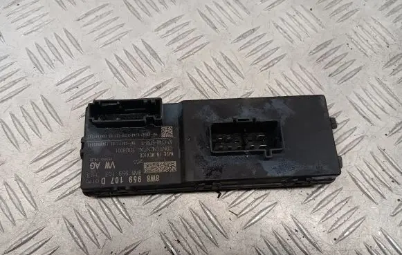 Audi Q5 SQ5 Tailgate/trunk control unit/module 8W8959107D