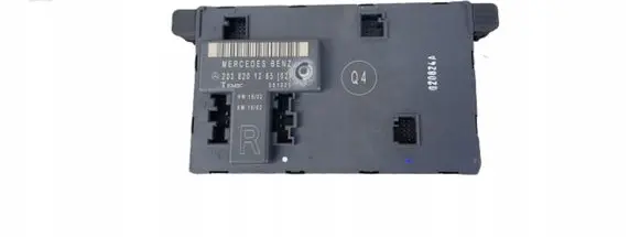 Mercedes-Benz C W203 Door control unit/module A2038201285