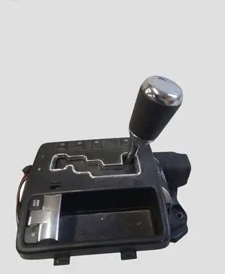 Jeep Cherokee KJ Gear shifter/selector P04779771AA