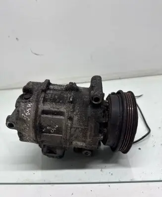 Volkswagen PASSAT B5.5 Air conditioning (A/C) compressor (pump) 8D0260808 08D263821 7SBU16C