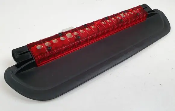 BMW 3 E90 E91 Third/center stoplight 168644