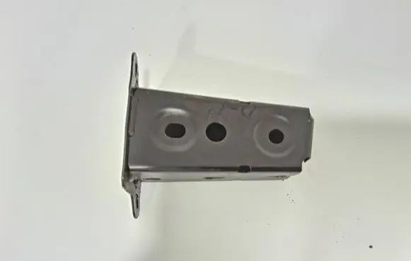 Mazda 2 Front bumper shock/impact absorber 881 882