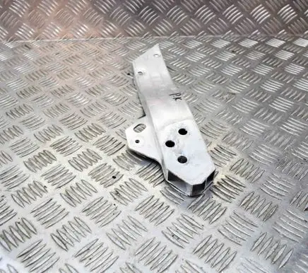 Mercedes-Benz E W213 Radiator support slam panel bracket A2136206300