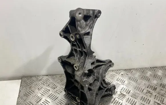 Generator/alternator bracket