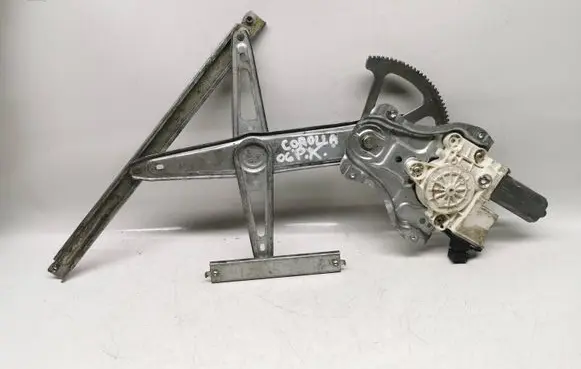 Toyota Corolla E120 E130 Front door window regulator with motor 992045100
