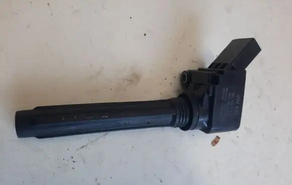 Audi A4 S4 B9 High voltage ignition coil 06L905110E