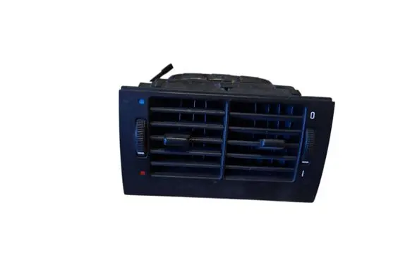 BMW 5 E39 Rear air vent grill 8376150