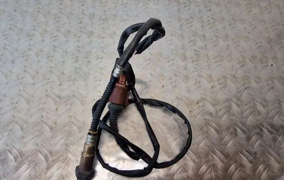 Audi A8 S8 D2 4D Lambda probe sensor 077906265AB