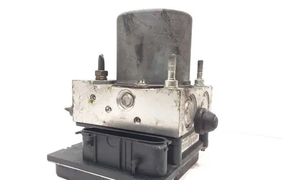 Nissan Note (E11) ABS Pump 0265950496 0265235047 476609U200