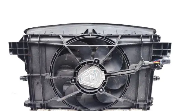 Tesla Model 3 Coolant radiator 1103545-00-B 1559787-00-A