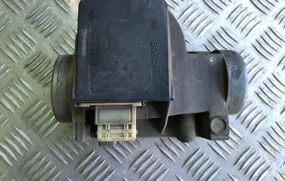 Audi 100 200 5000 C3 Mass air flow meter 0281002074 4A0133471