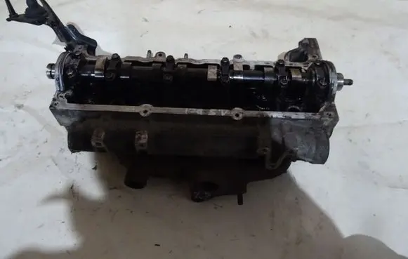 Engine head