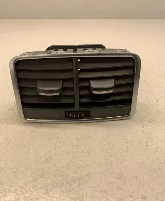 Audi A6 S6 C6 4F Rear air vent grill 4F0819203B