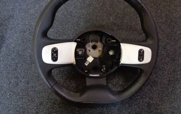 Renault Twingo III Steering wheel 484004149R 34146673F