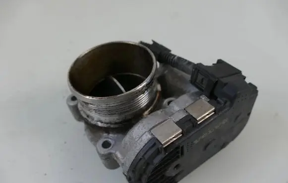 Volvo XC60 Throttle body valve 31216665 8692720