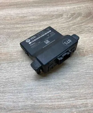 Volkswagen PASSAT B6 Gateway control module 3C0907530C 402063