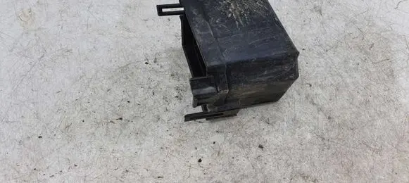Nissan X-Trail T30 Fuse box cover NOCODE