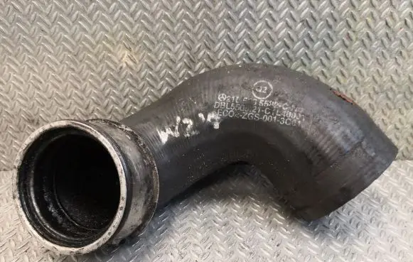Mercedes-Benz E W210 Intercooler hose/pipe 2105285582