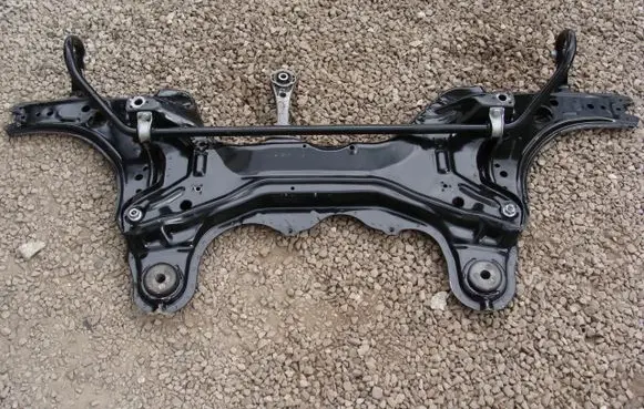 Volkswagen Golf IV Front axle beam 