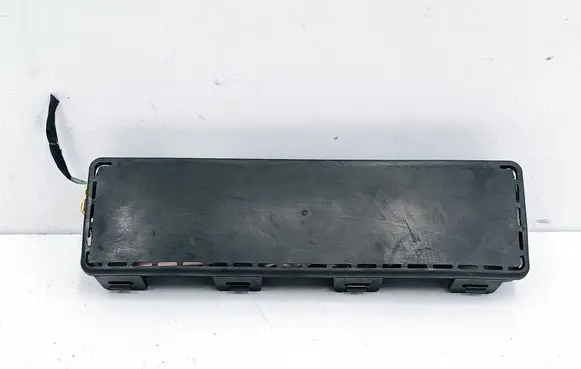 Chrysler Town & Country V Knee airbag P05057771AF