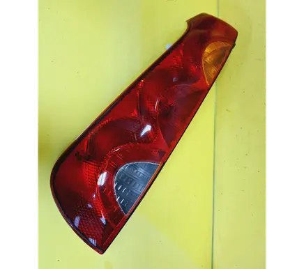 Nissan Note (E11) Rear/tail lights