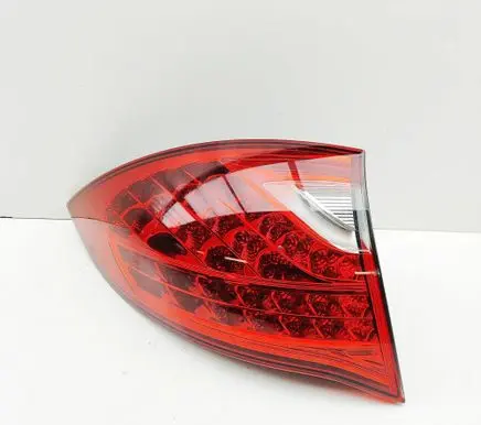 Porsche Cayenne (92A) Rear/tail lights 7P5945095 7P5945095AA