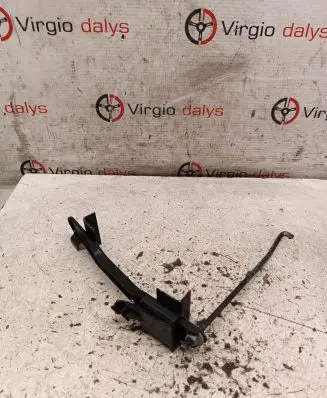 Toyota Yaris Battery bracket 