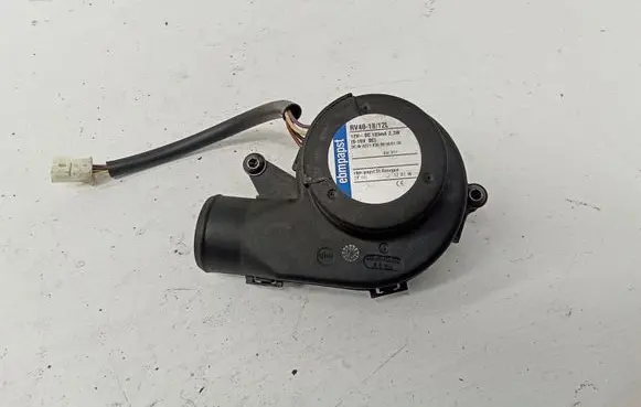 Mercedes-Benz S W221 Engine control unit/module fan RV401812L