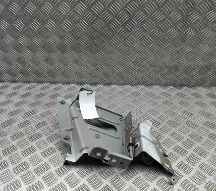 Opel Movano B Fender mounting bracket 625250003R 641C30003R
